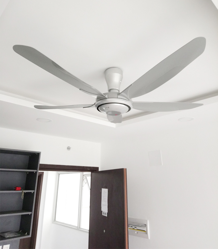 quat_tran_kdk_v60wk_5_canh